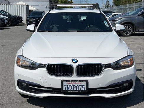 Used 2017 BMW 330i xDrive Wagon image 2