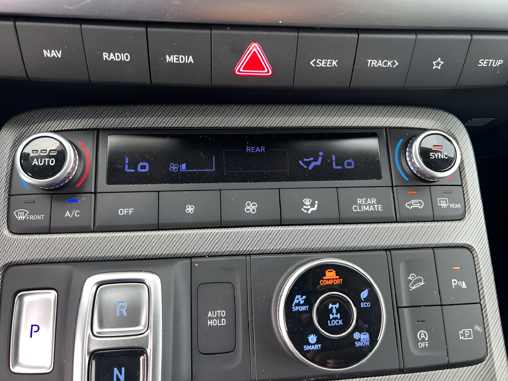 Certified 2024 Hyundai Palisade SEL AWD/4WD image 28