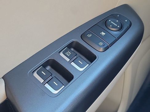 Used 2022 Kia Sportage LX image 21