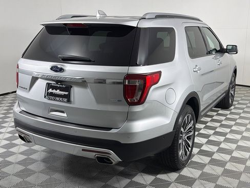 Used 2017 Ford Explorer Platinum image 5