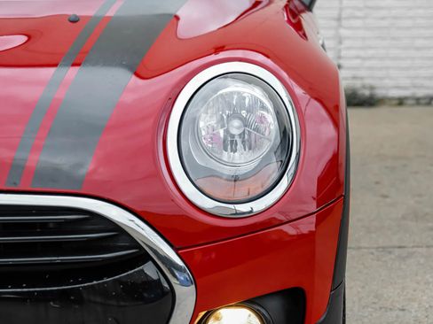 Used 2017 MINI Cooper Clubman ALL4 image 37