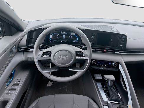 New 2026 Hyundai Elantra Sport FWD image 15