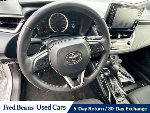 Used 2022 Toyota Corolla SE w/ SE Premium Package image 13