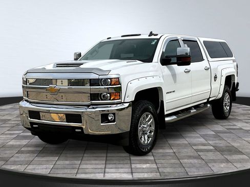 Used 2019 Chevrolet Silverado 2500 LT w/ LT Convenience Package AWD/4WD image 1
