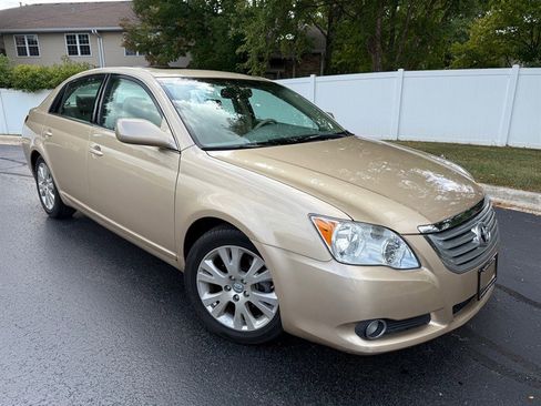 Used 2009 Toyota Avalon XLS image 1