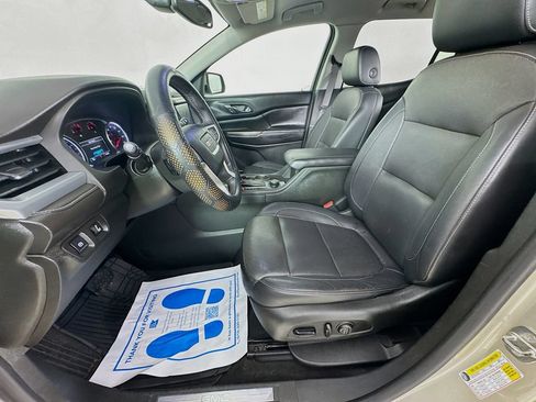 Used 2017 GMC Acadia SLT FWD image 25