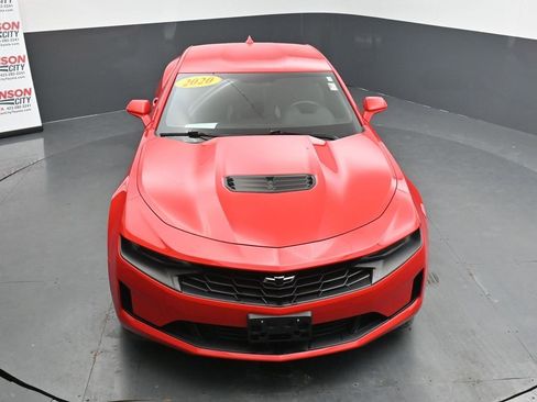 Used 2020 Chevrolet Camaro LT image 27
