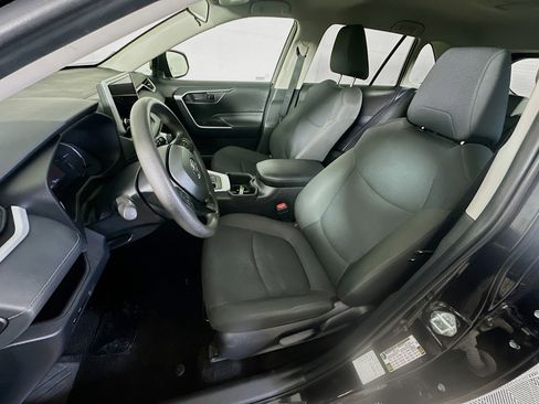 Used 2024 Toyota RAV4 LE image 13