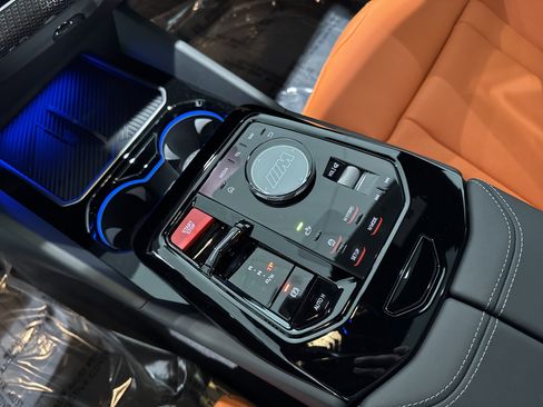 New 2027 BMW M5 Touring AWD/4WD image 21