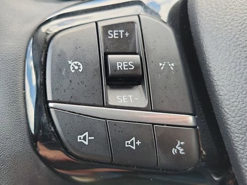 Certified 2023 Ford Escape Active AWD/4WD image 9