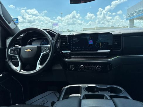 Used 2024 Chevrolet Silverado 1500 LT AWD/4WD image 15