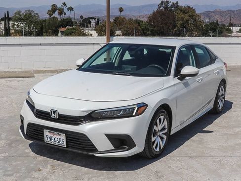 Certified 2022 Honda Civic LX image 3