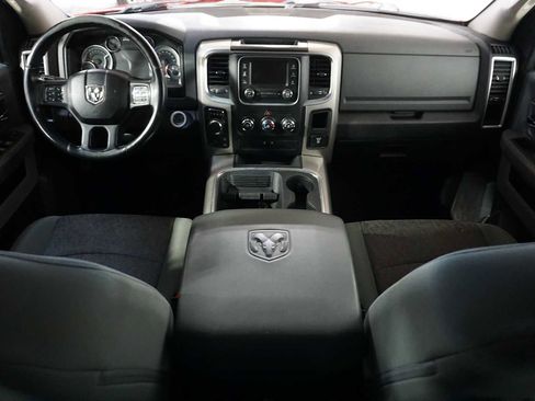 Used 2018 RAM 1500 Classic SLT w/ Luxury Group image 18