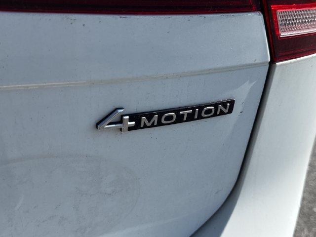 Used 2024 Volkswagen Tiguan SE AWD/4WD image 17
