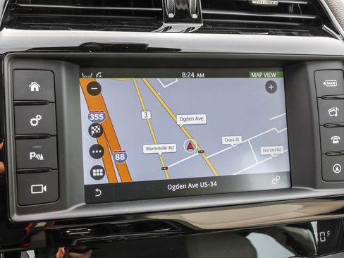 Used 2018 Jaguar XE Premium AWD/4WD image 5