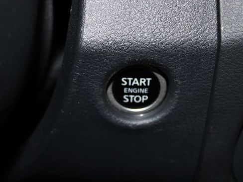 Used 2024 Nissan Frontier PRO-4X w/ Pro Convenience Package image 43