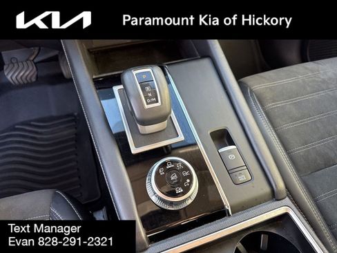 Used 2023 Mitsubishi Outlander SE image 27