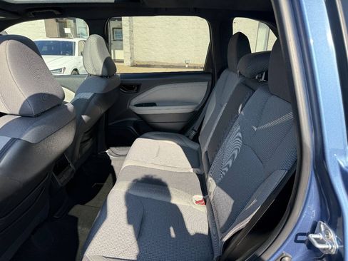 Used 2025 Subaru Forester Premium w/ Convenience Package #1 AWD/4WD image 20