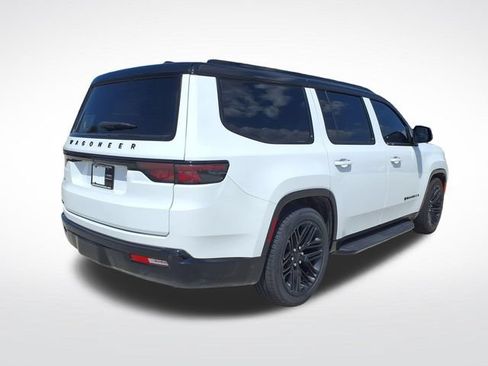 Used 2023 Jeep Wagoneer Series II w/ Convenience Group I AWD/4WD image 20