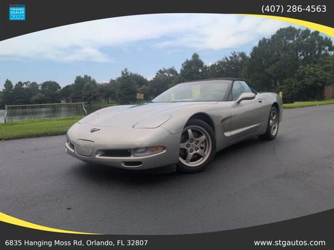 Used 2000 Chevrolet Corvette Convertible w/ Memory Pkg RWD image 1