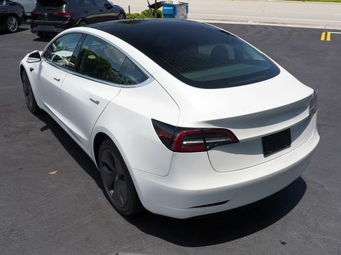 Used 2019 Tesla Model 3 RWD image 8