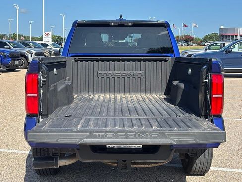 Certified 2025 Toyota Tacoma SR5 RWD image 7