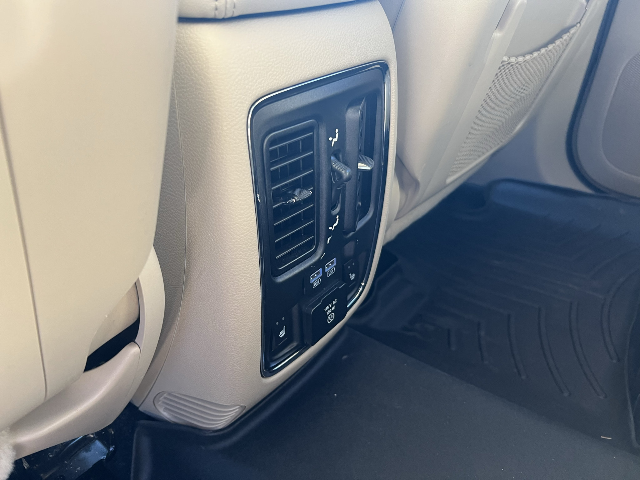 Used 2017 Jeep Grand Cherokee Limited AWD/4WD image 26