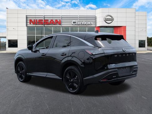 Used 2025 Nissan Murano SV AWD/4WD image 5