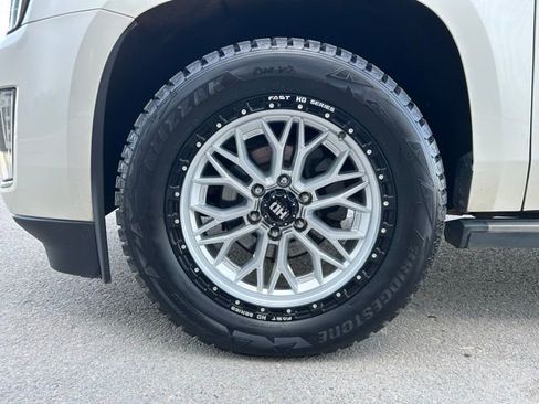 Used 2015 Cadillac Escalade Premium AWD/4WD image 9