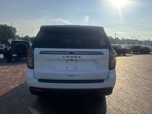 Used 2021 Chevrolet Tahoe Z71 w/ Luxury Package AWD/4WD image 13