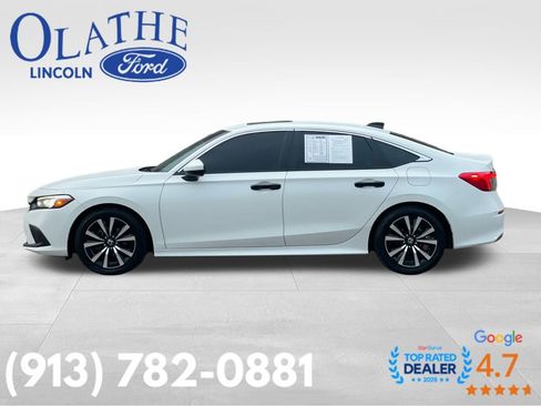 Used 2024 Honda Civic EX image 2