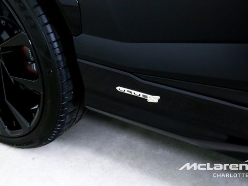 Used 2024 Lamborghini Urus S image 42