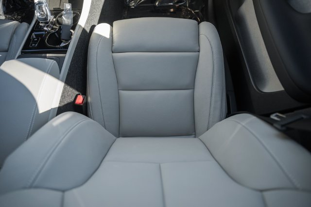 New 2026 Volvo XC40 B5 Plus w/ Climate Package AWD/4WD image 33