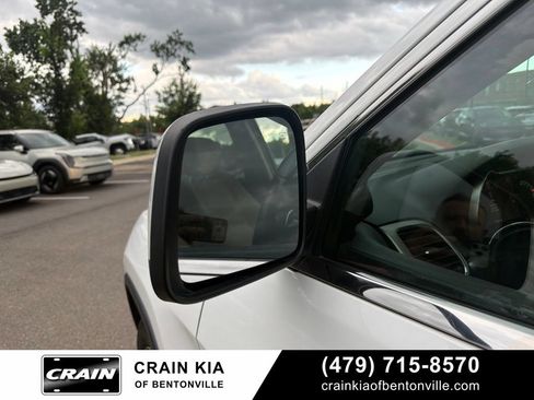 Used 2015 Jeep Grand Cherokee Laredo w/ Quick Order Package 23E RWD image 15