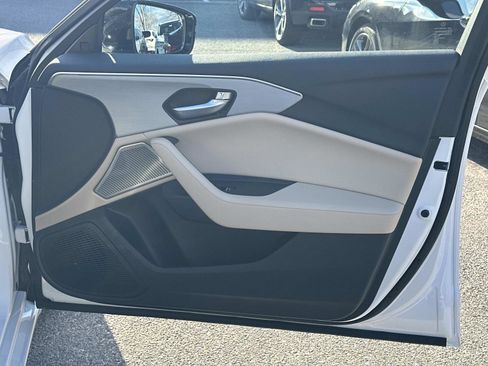 Certified 2025 Acura TLX w/ Technology Package image 13