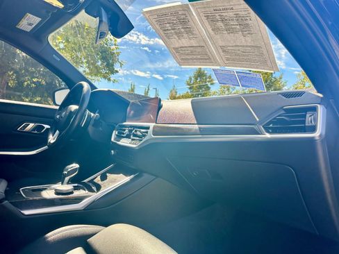 Used 2019 BMW 330i Sedan w/ Convenience Package RWD image 8