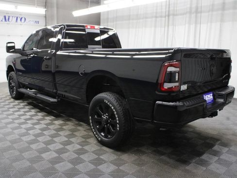Used 2024 RAM 2500 Big Horn w/ Night Edition AWD/4WD image 7