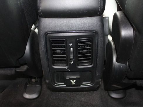 Used 2017 Jeep Grand Cherokee Altitude RWD image 23