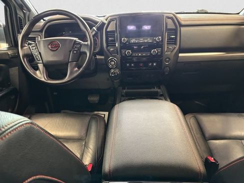 Used 2023 Nissan Titan PRO-4X w/ Pro-4x Convenience Package AWD/4WD image 11
