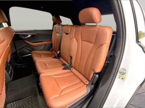 Used 2023 Audi Q7 3.0T Prestige w/ Prestige Package AWD/4WD image 18
