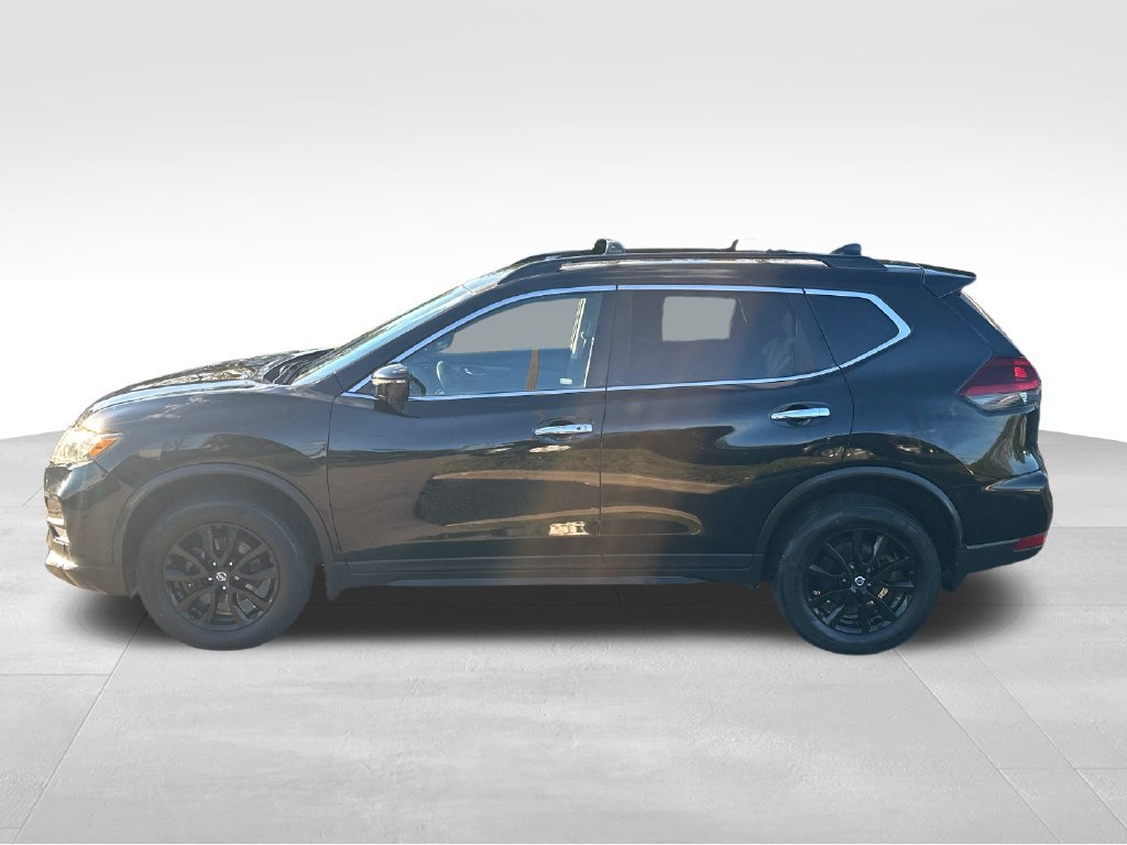 Used 2018 Nissan Rogue SV w/ Premium Package AWD/4WD image 3