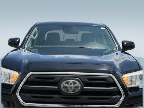 Used 2019 Toyota Tacoma SR5 RWD image 35