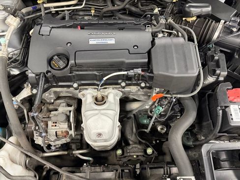 Used 2017 Honda Accord LX image 11