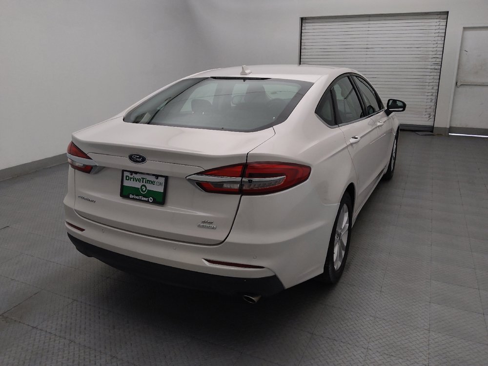 Used 2020 Ford Fusion SE FWD image 7