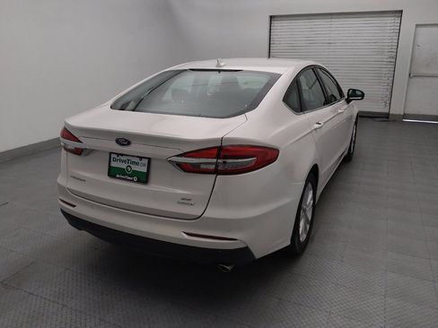 Used 2020 Ford Fusion SE FWD image 7