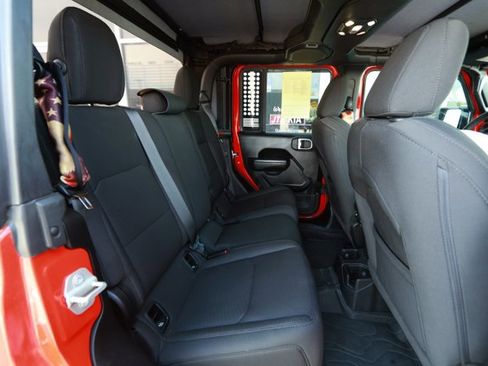 Used 2023 Jeep Gladiator Sport AWD/4WD image 26