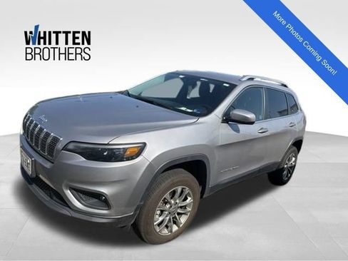 Used 2021 Jeep Cherokee Latitude Lux w/ Comfort/Convenience Group AWD/4WD image 1
