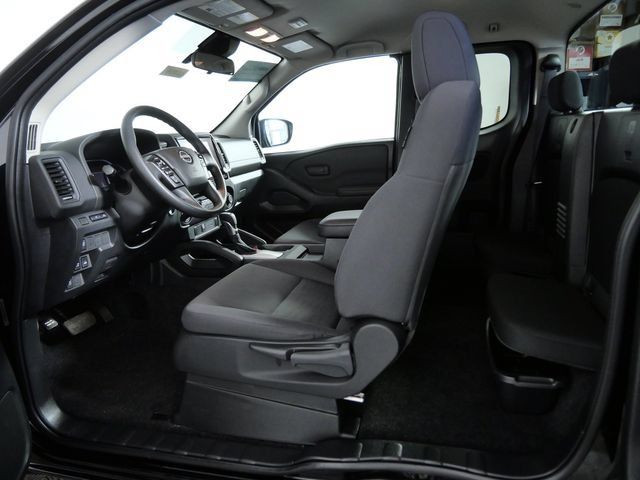 Used 2022 Nissan Frontier S w/ Technology Package AWD/4WD image 10