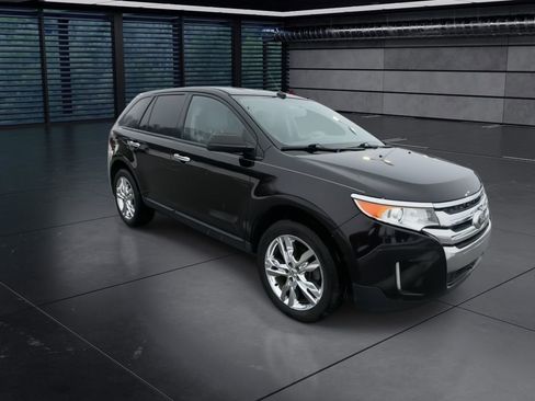 Used 2014 Ford Edge SEL w/ Equipment Group 205A image 2