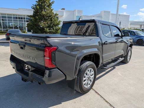 Used 2024 Toyota Tacoma SR5 image 4